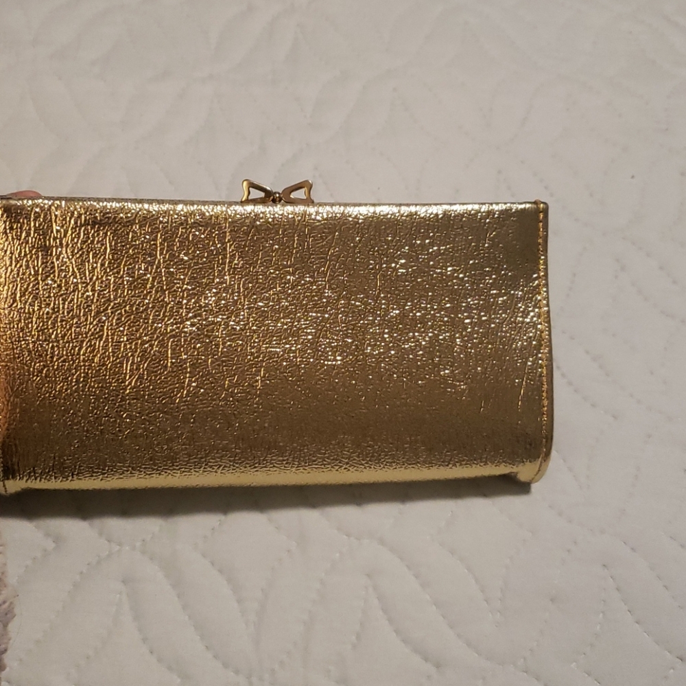 Vintage clutch